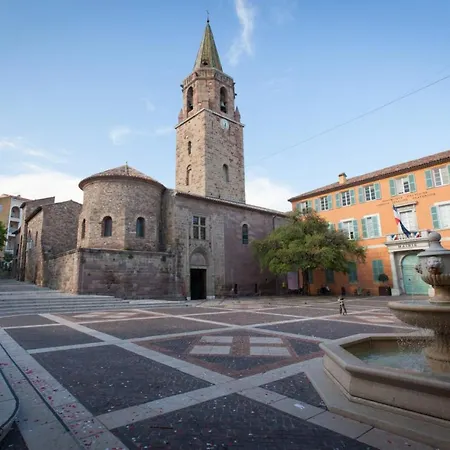 Sublime Studio Au Coeur Historique De * Fréjus